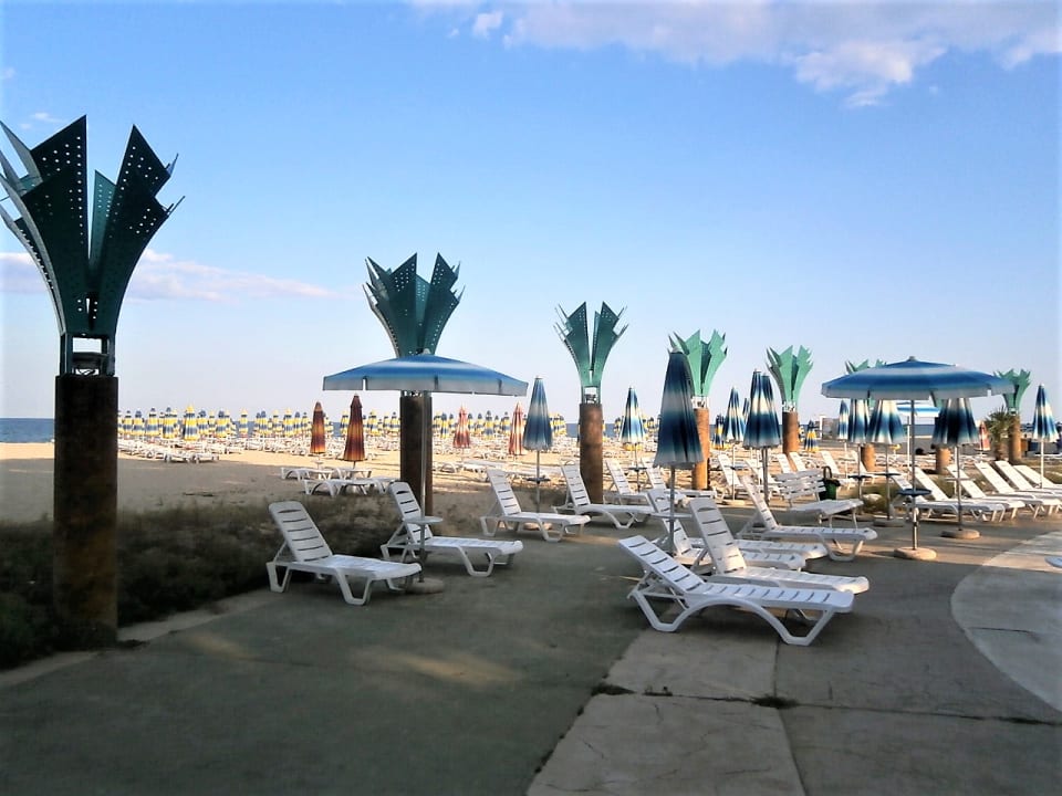 Strand Hotel Borjana