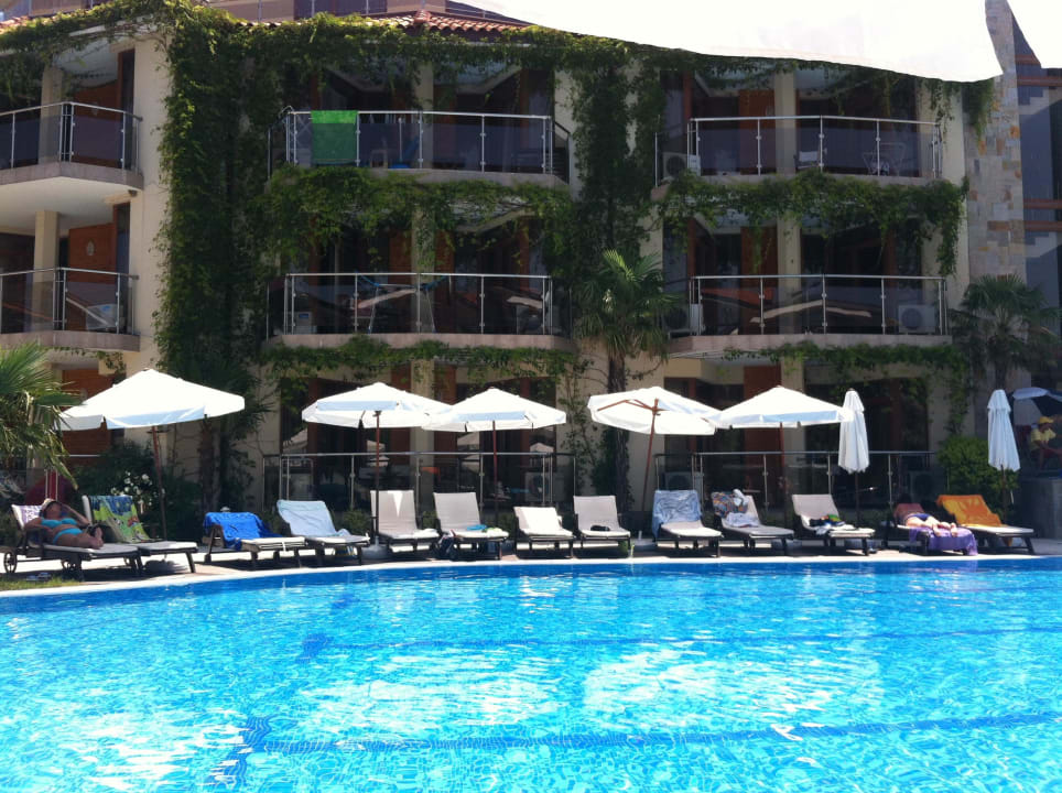 Pool Laguna Beach Resort & Spa