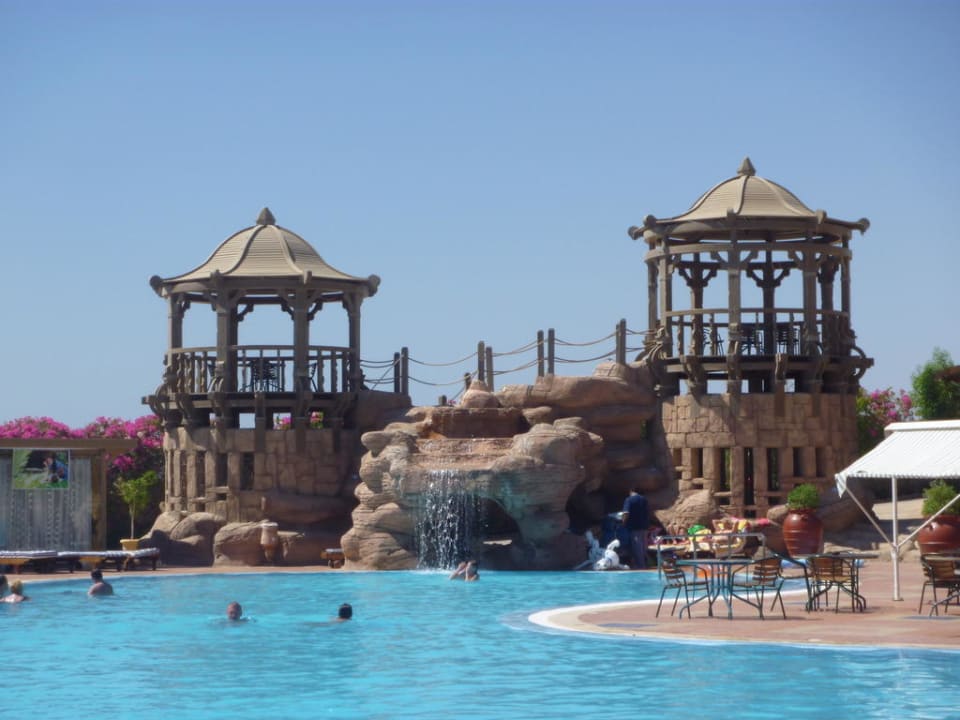 Pool Sea Life Charmillion Sea Life Resort