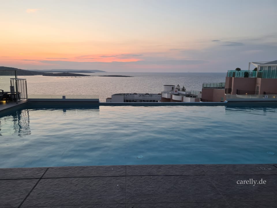 Pool db San Antonio Hotel + Spa