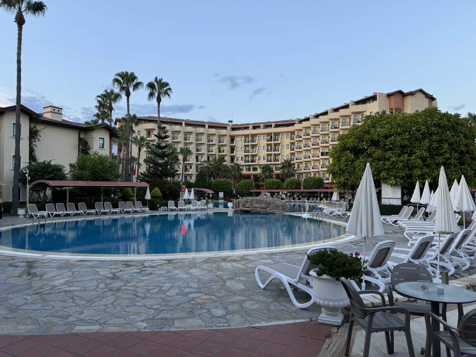 Außenansicht Miramare Queen Hotel