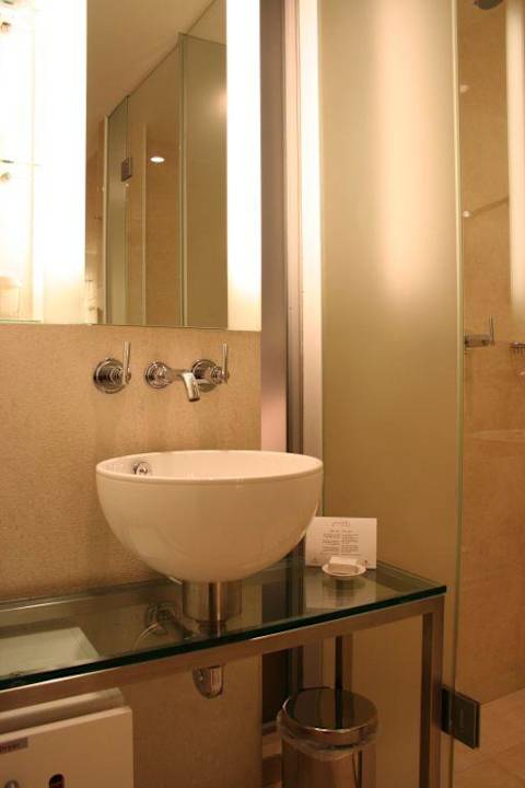 Bad im Andel's Vienna House Andel's Prague