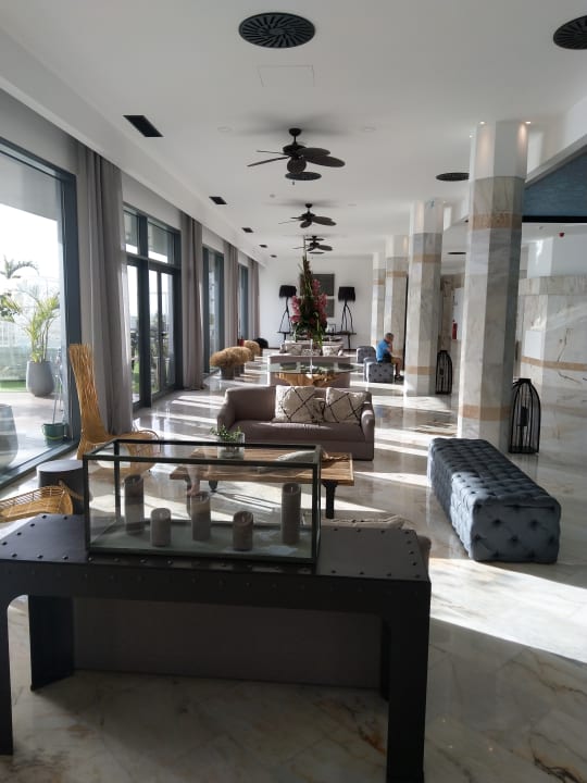 Lobby Hotel Baia Azul