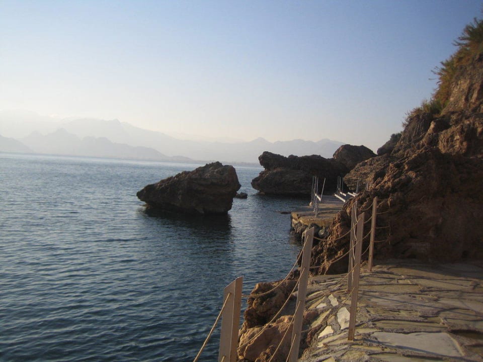 Felsküste The Marmara Antalya Hotel