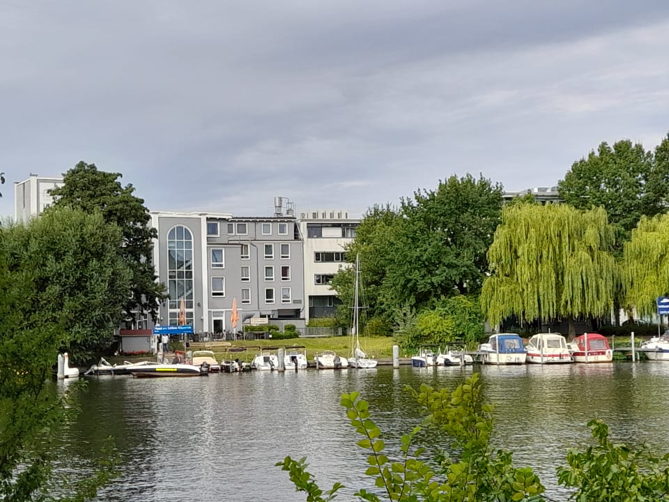 Außenansicht Hotel Schloss Köpenick by Golden Tulip