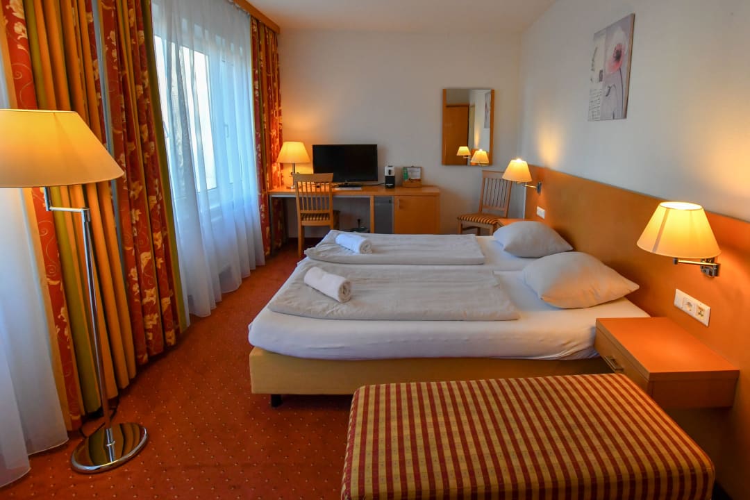 Zimmer Motel55 - nettes Hotel mit Self Check-In in Villach, Warmbad
