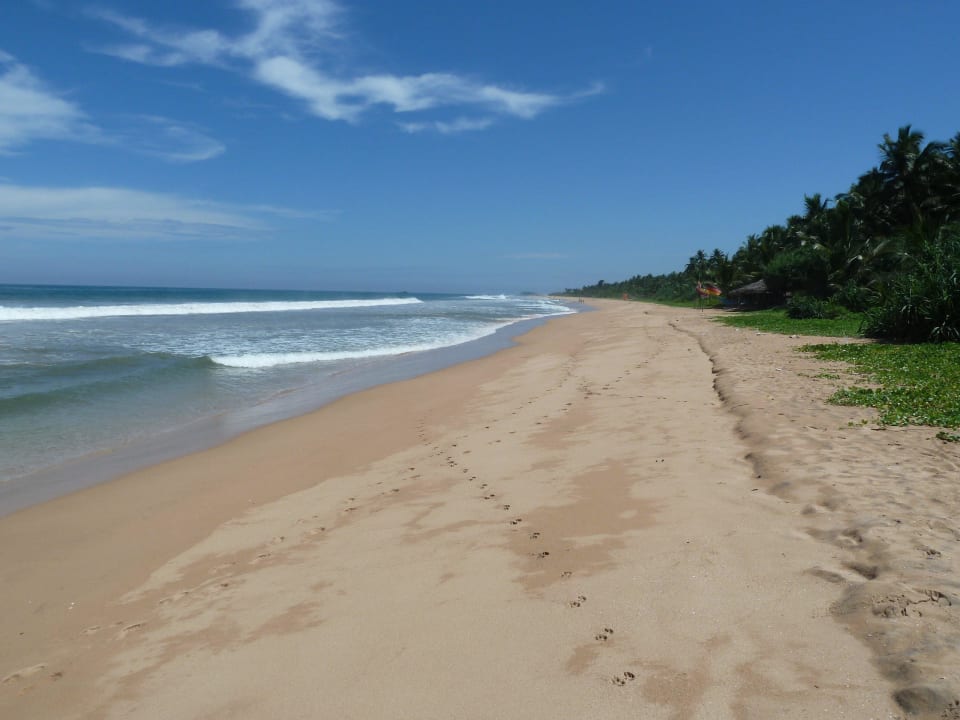 Kilometerlanger Strand... Hotel Bentota Village