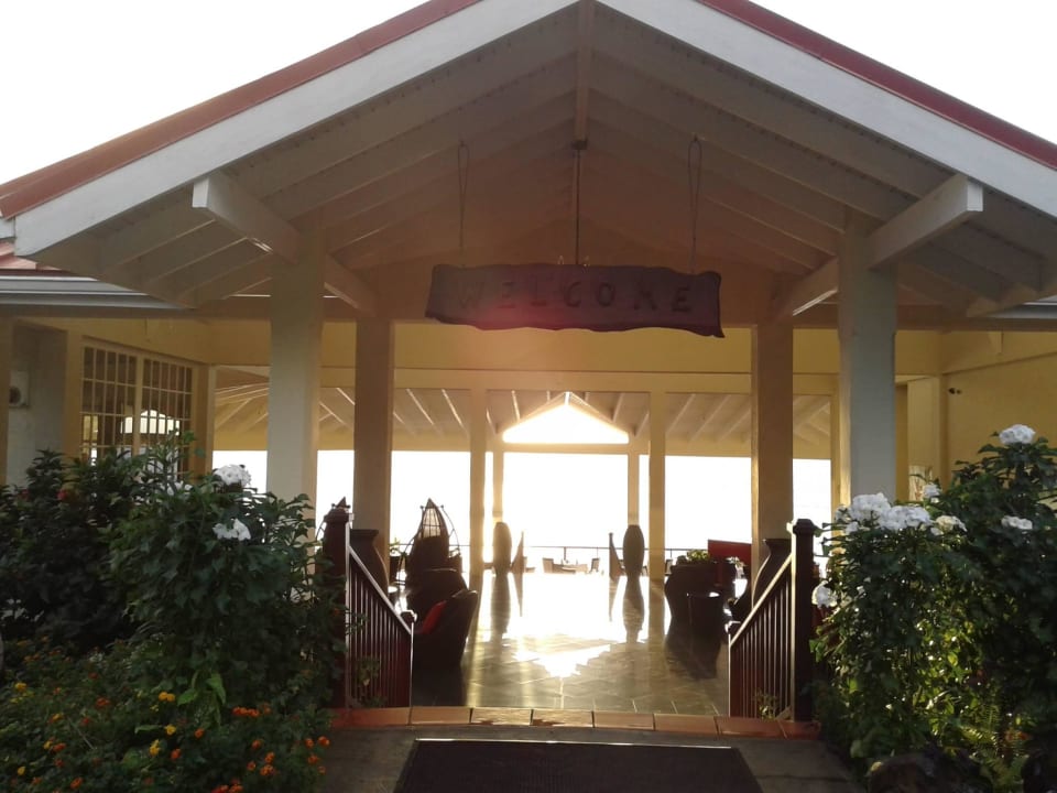 Eingang Calabash Cove Calabash Cove Resort & Spa