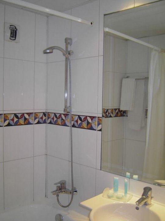 Badezimmer Hotel Corona Opera