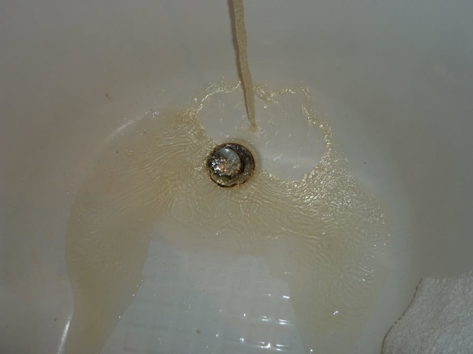 Braunes Wasser Ghazala Beach