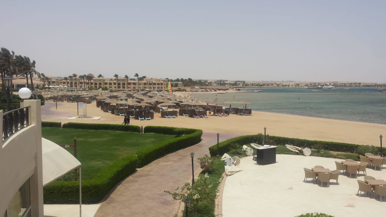 . Cleopatra Luxury Resort Makadi Bay