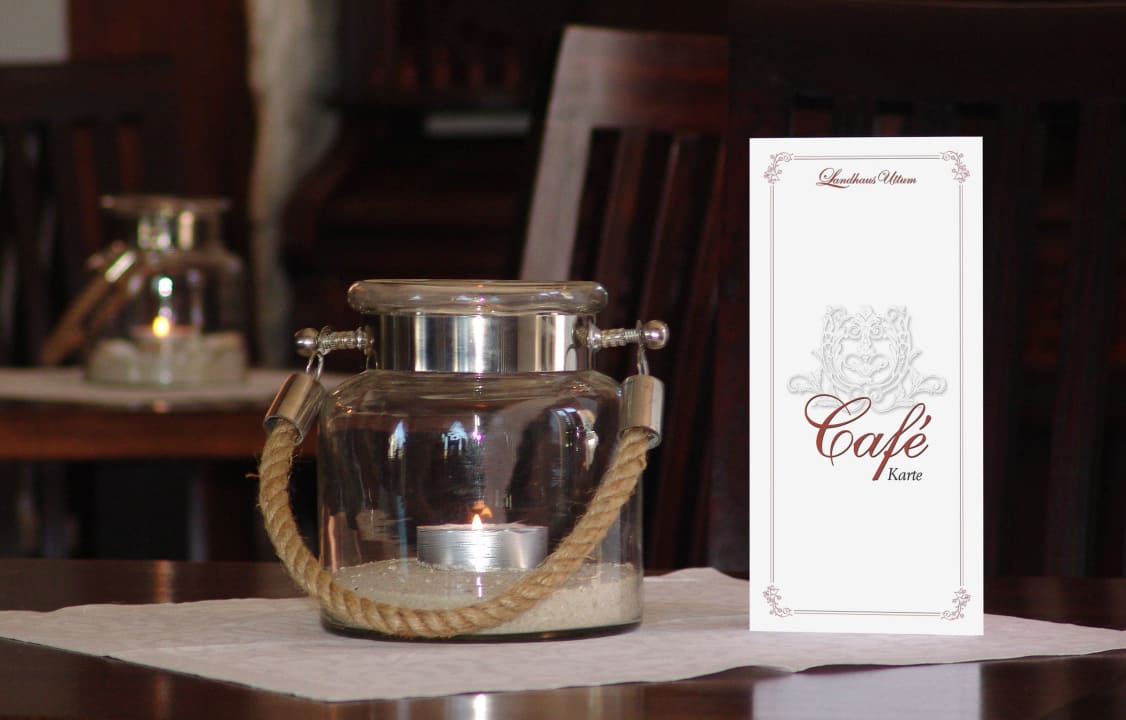 Café Hotel Garni Landhaus Uttum