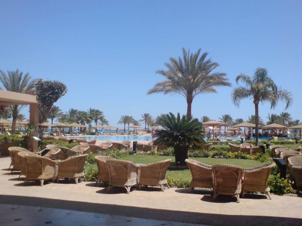 Gartenanlage mit Sitzgruppen Continental Hotel Hurghada