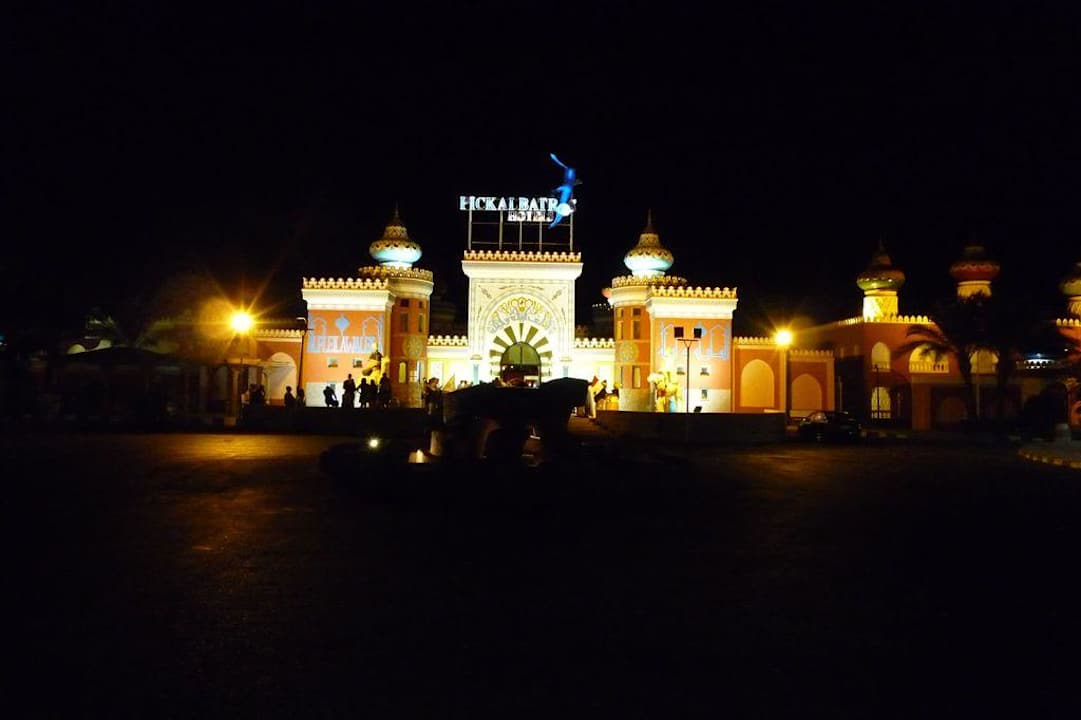 Bei Nacht Pickalbatros Alf Leila Wa Leila Resort - Neverland Hurghada