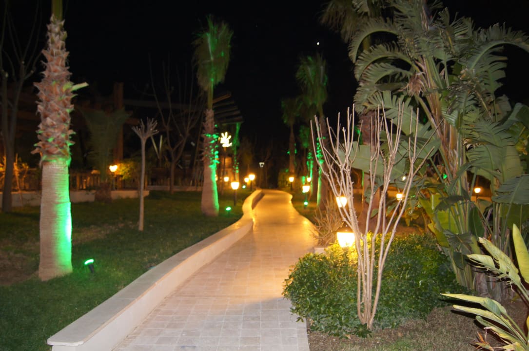 Weg zum Strand Aydinbey Kings Palace & Spa