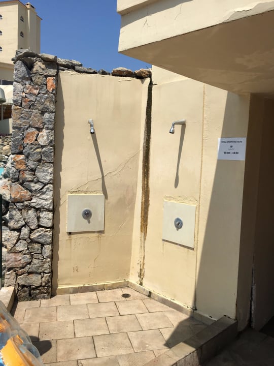 Dusche beim Pool Lindos Royal Resort