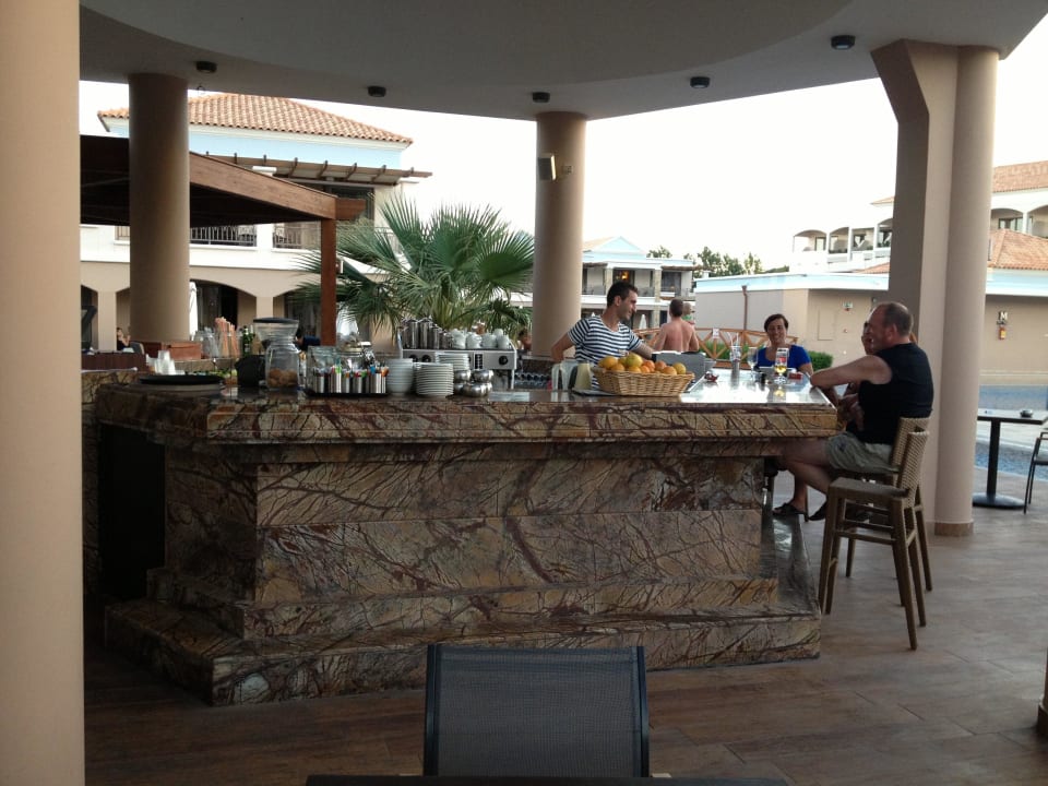 Die Gondola Bar La Marquise Luxury Resort Complex