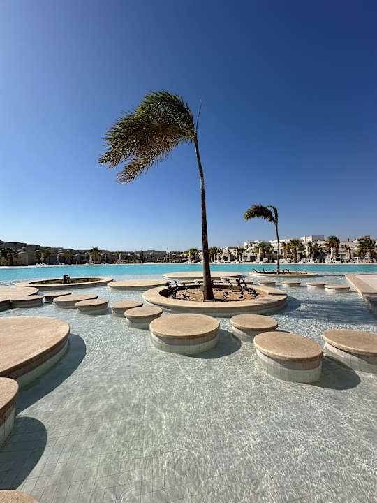 Pool Sentido Reef Oasis Suakin