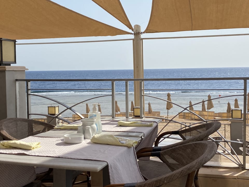 Gastro Serenity Alpha Beach