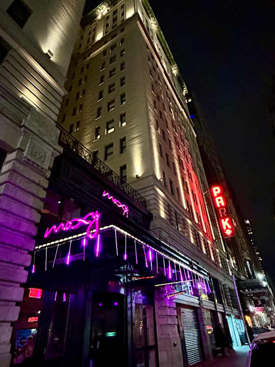 Außenansicht MOXY NYC Times Square