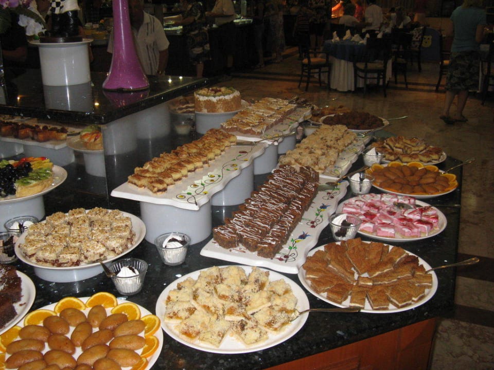 Teil vom Nachtischbüffet Papillon Belvil