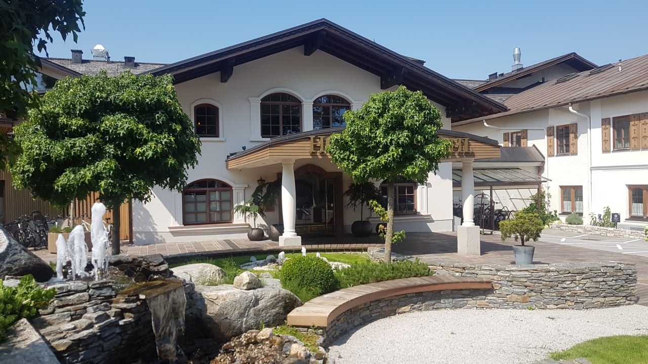 Außenansicht Genussdorf Gmachl - Hotel & Spa