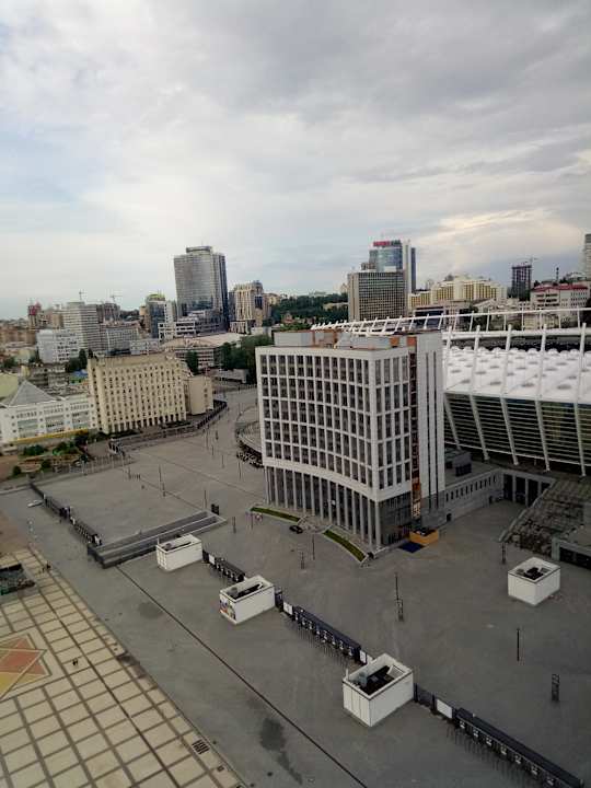 Ausblick Park Inn by Radisson Kyiv Troyitska