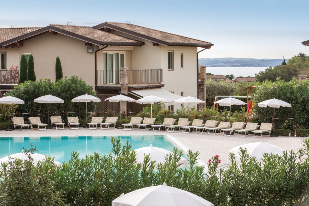 Pool Lake Garda Resort