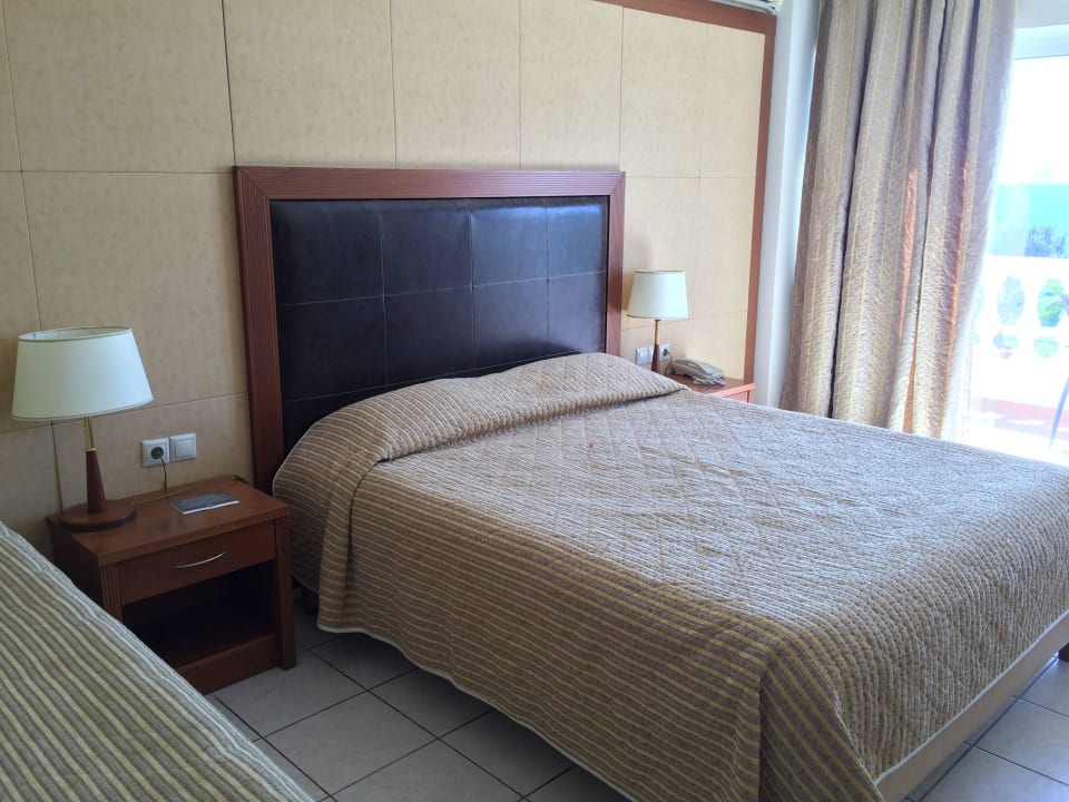 Bett Porto Bello Royal