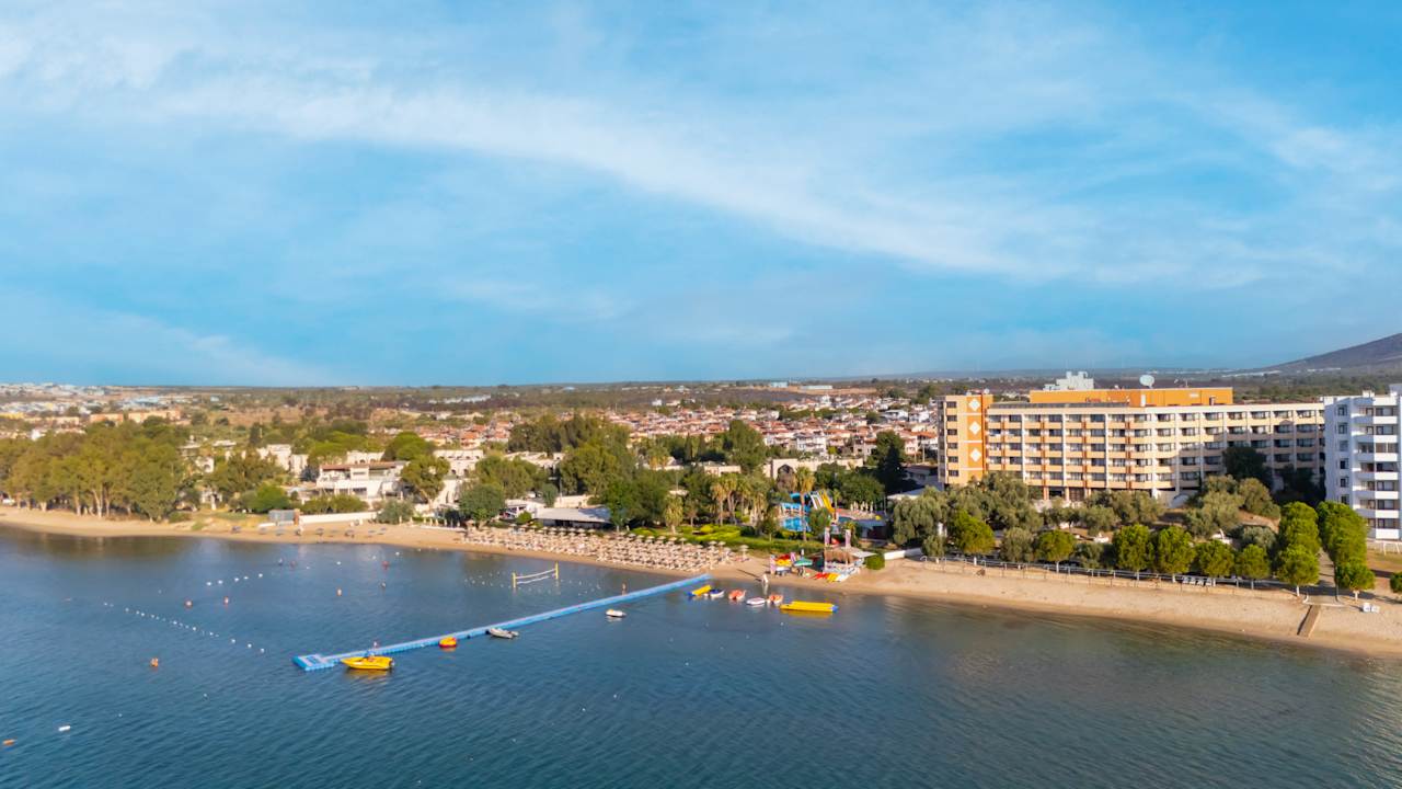 Strand Hotel The Holiday Resort