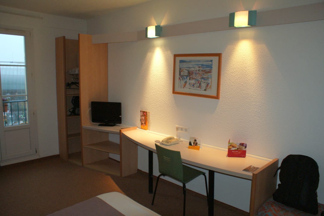 Wohnbereich Hotel Ibis Strasbourg Centre Gare
