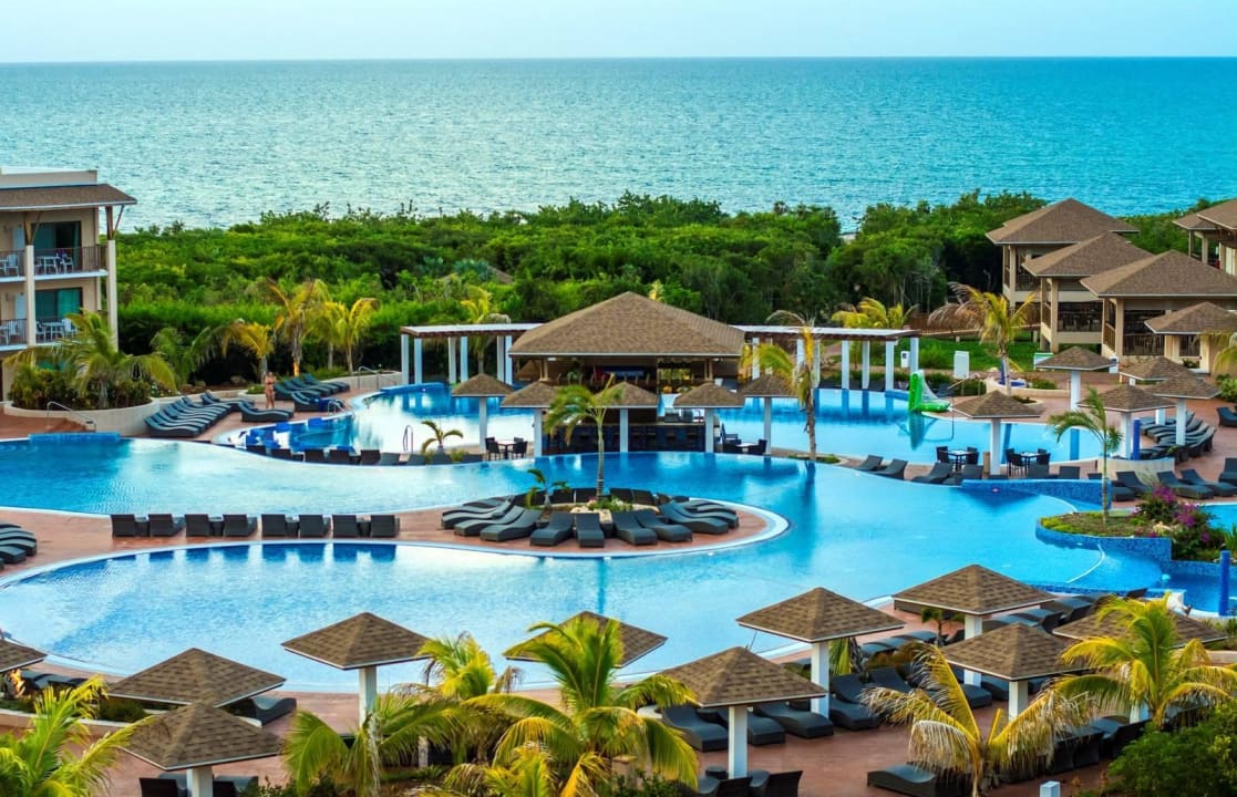 Swimming Pool Hotel Lagunas del Mar