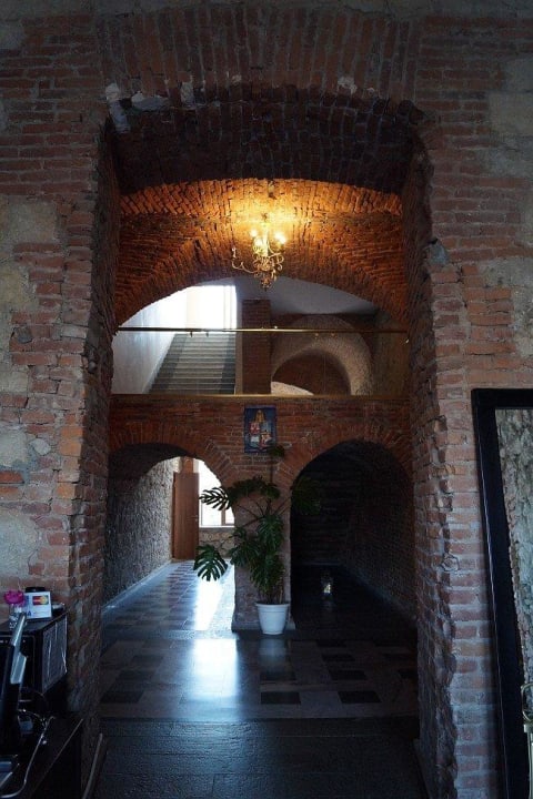 Durchgang zum Zimmertrakt Hotel Rcheuli Palace