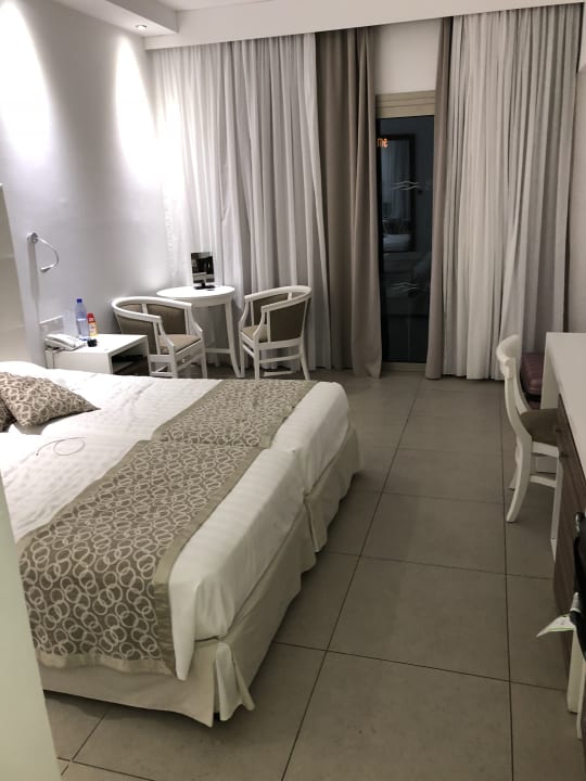 Zimmer Asterias Beach