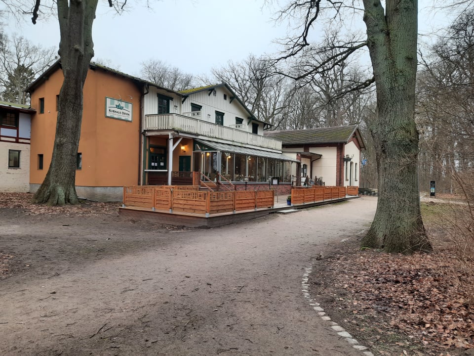 Außenansicht Hotel Kurhaus Devin