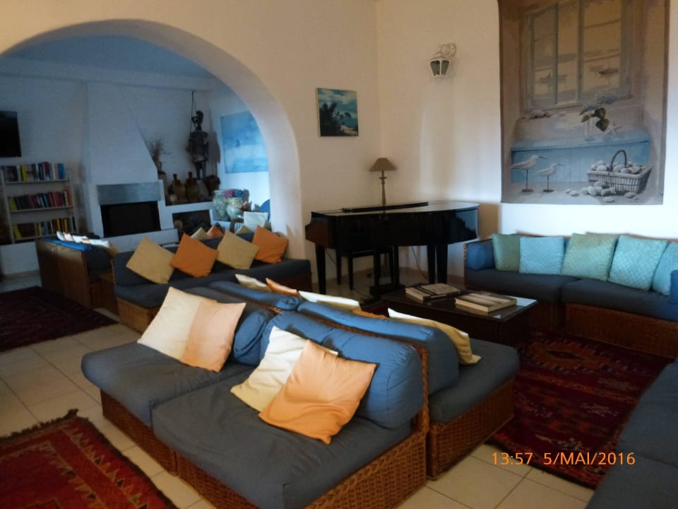 Pianobar mit Leseecke Hotel La Sirenetta