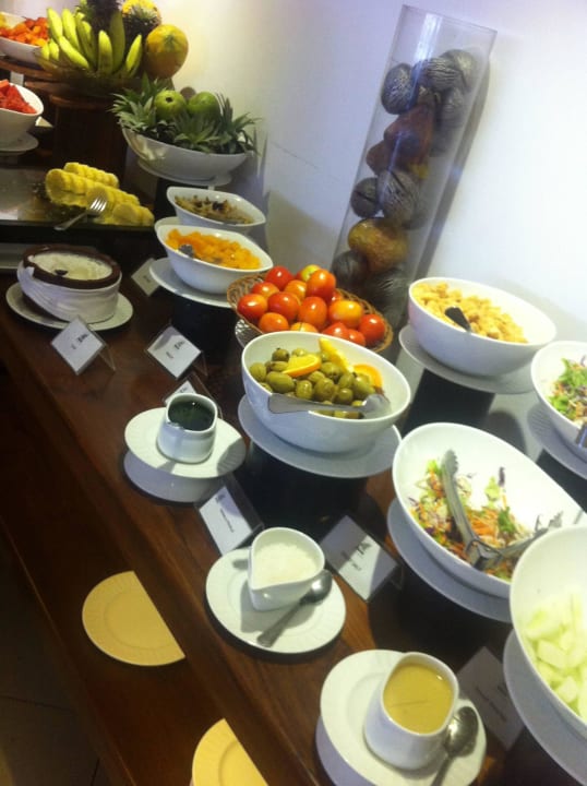 Frühstuck .. sehr gut Hotel Camelot Beach