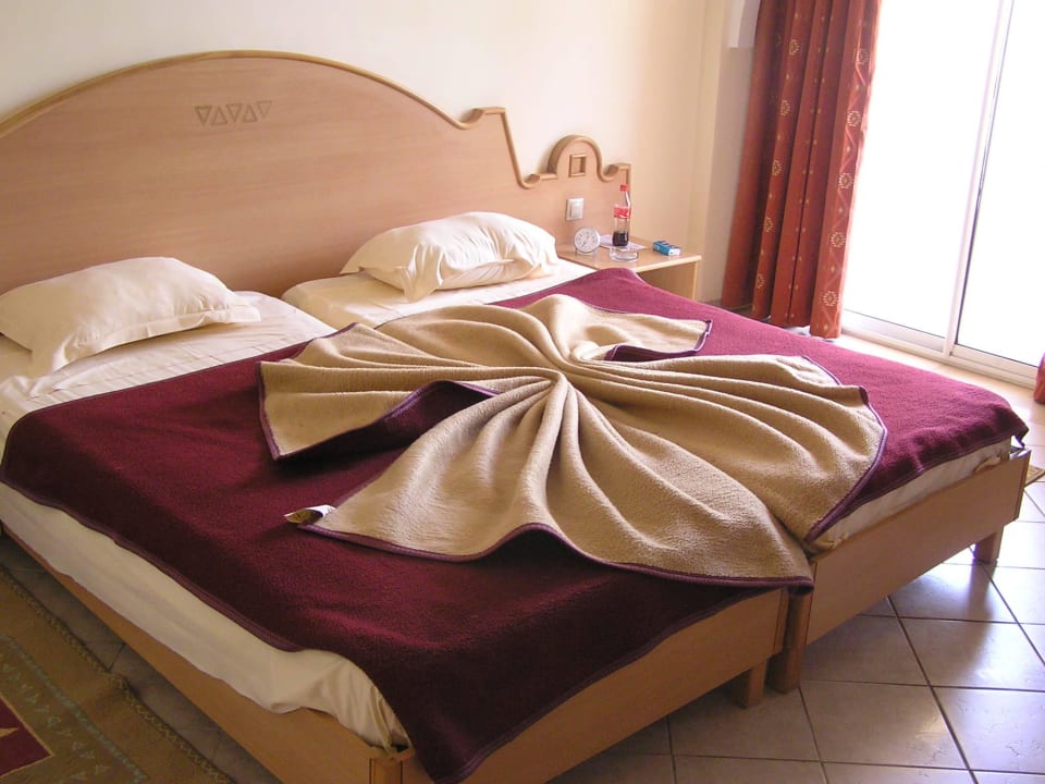 Grosses, schönes Zimmer Zita Beach Resort