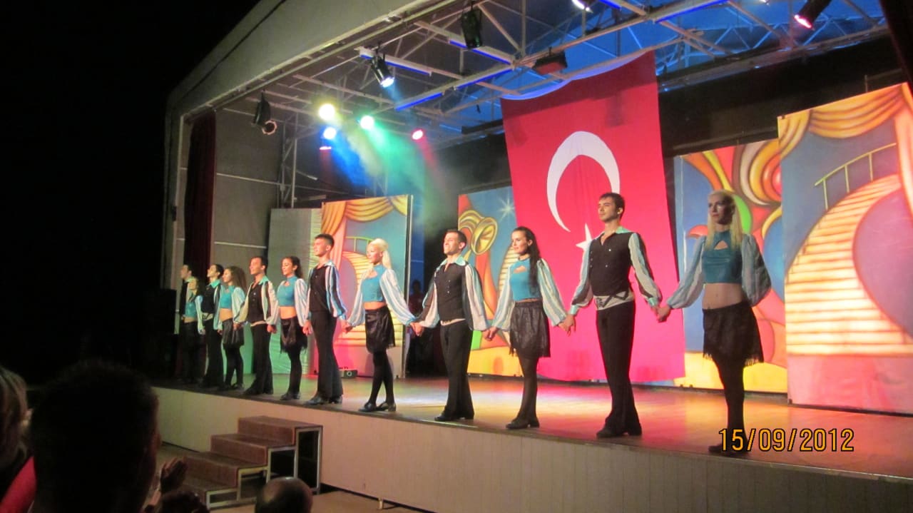 Tanzgruppe beim türkischen  Abend Arcanus Hotels Sorgun