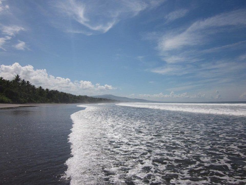 The beach Kelapa Retreat & Spa