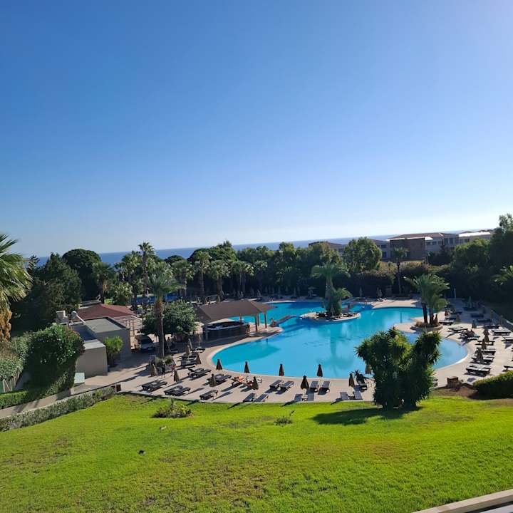 Pool Kresten Palace Hotel