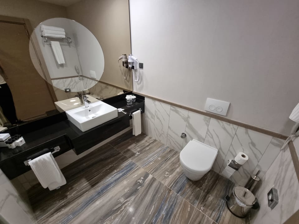 Zimmer Royal Wings Hotel