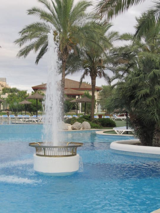 Pool Prinsotel La Dorada