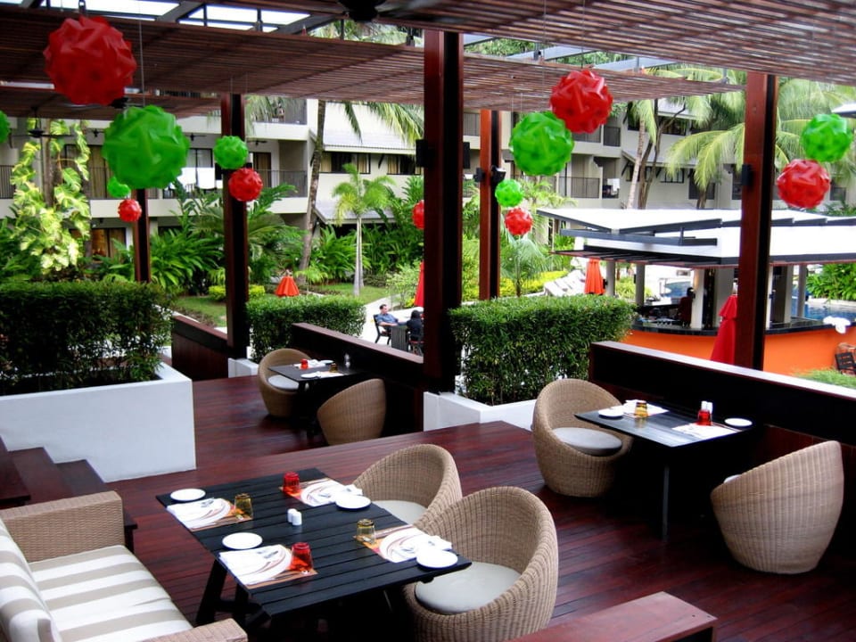 MoMo Aussenbereich Holiday Inn Resort Phuket Surin Beach by IHG