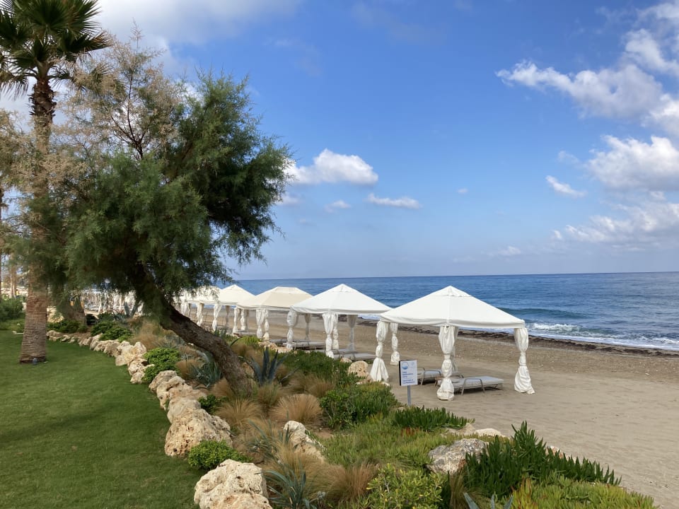 Strand AMIRA Luxury Resort  Adults Only
