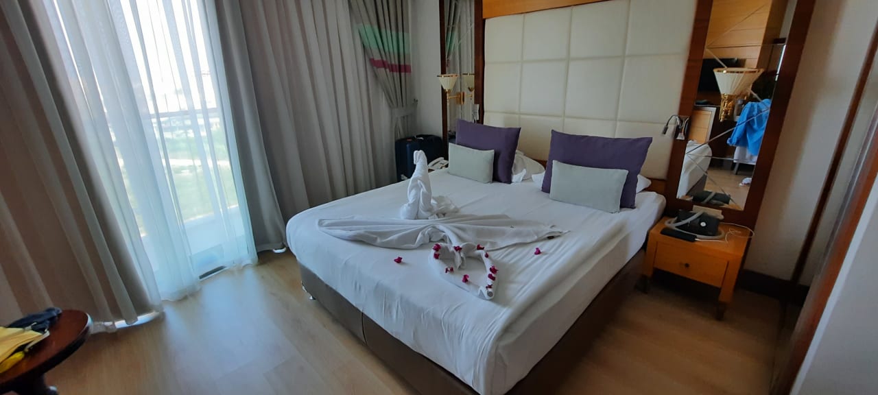 Zimmer Dream World Aqua Hotel