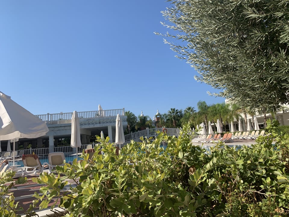 Außenansicht Royal Taj Mahal Hotel