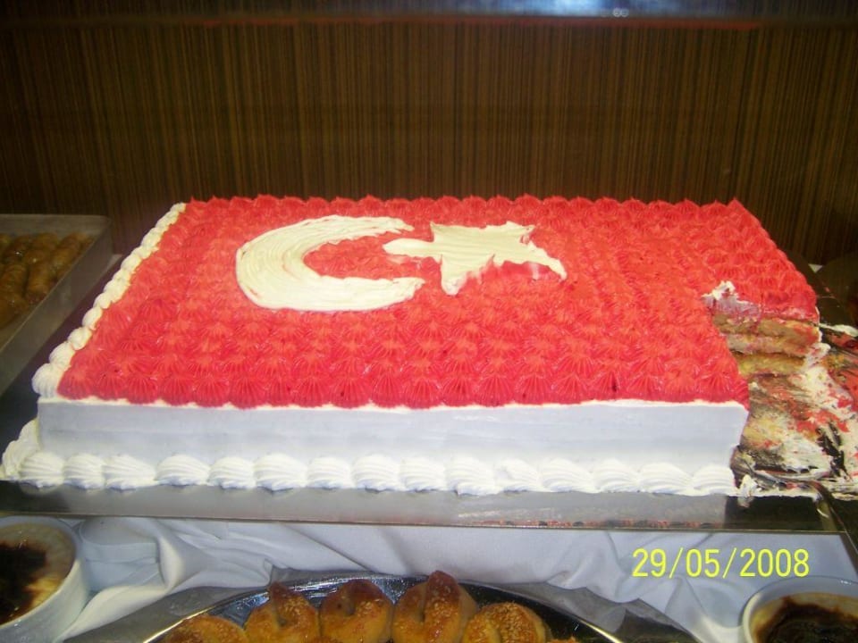 Türkischer Tag Saturn Palace Resort Hotel