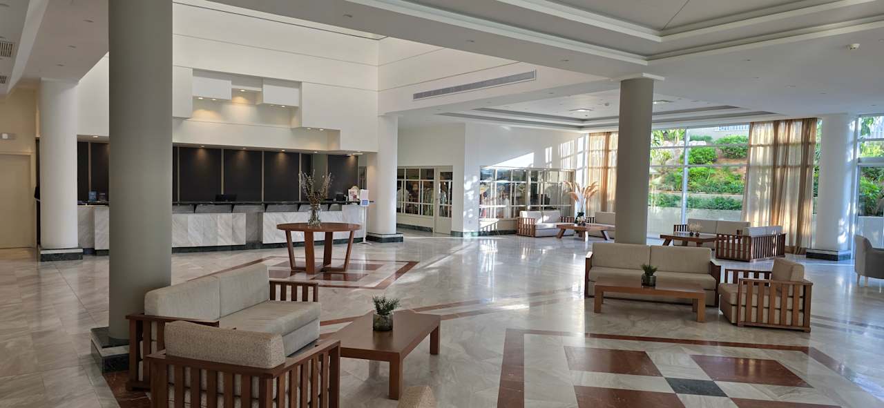 Lobby Hotel Nissi Beach Resort