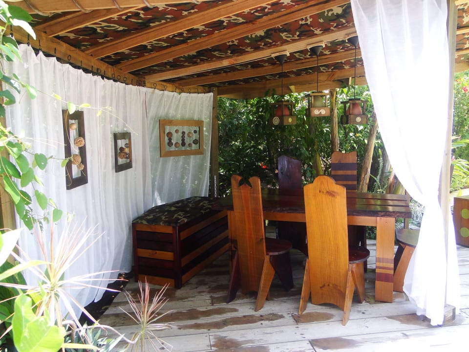 Patio for the pool Phidjie Lodge